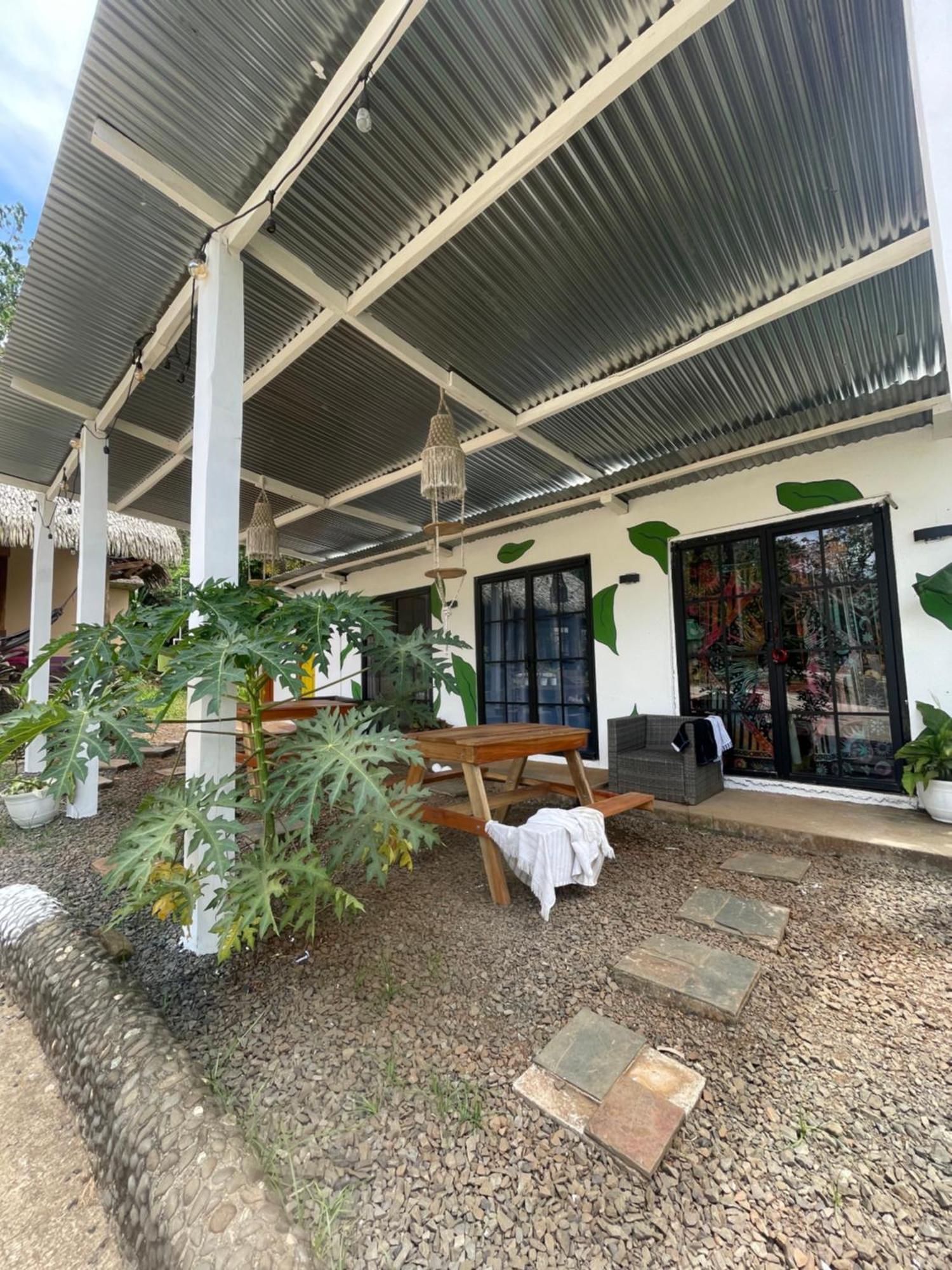 Urbanos Jungle Hostel Santa Catalina Ngoại thất bức ảnh